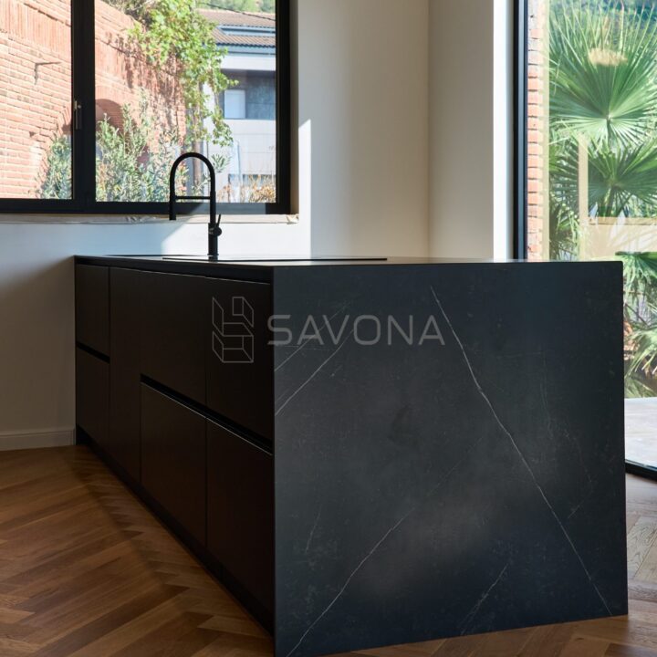 Кухня Элегантность — мебель Savona на заказ в Барселоне